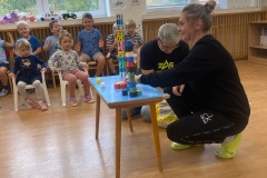 b7cb6866-31d9-4774-bdad-677172fc5a3e